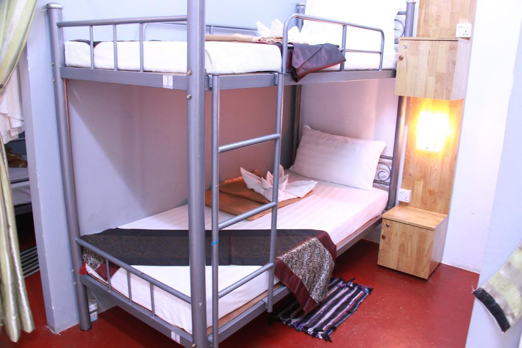 20Th Street Hostel Yangón Exterior foto
